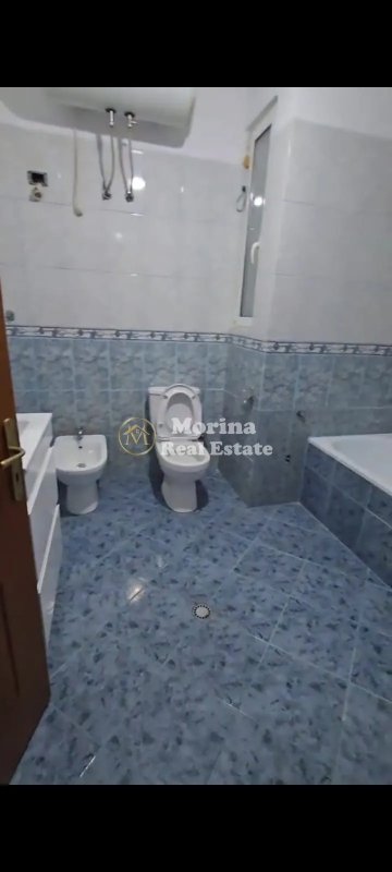 Tirane, jepet me qera apartament 2+1 Kati 4, 135 m² 600 € (Kodra e Priftit)