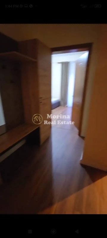 Tirane, jepet me qera apartament 2+1 Kati 4, 135 m² 600 € (Kodra e Priftit)