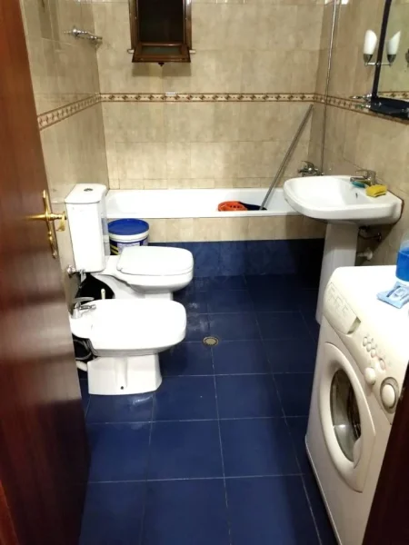 Jepet me Qera Apartament 2+1 –tek Spitalet QSUT 550 €