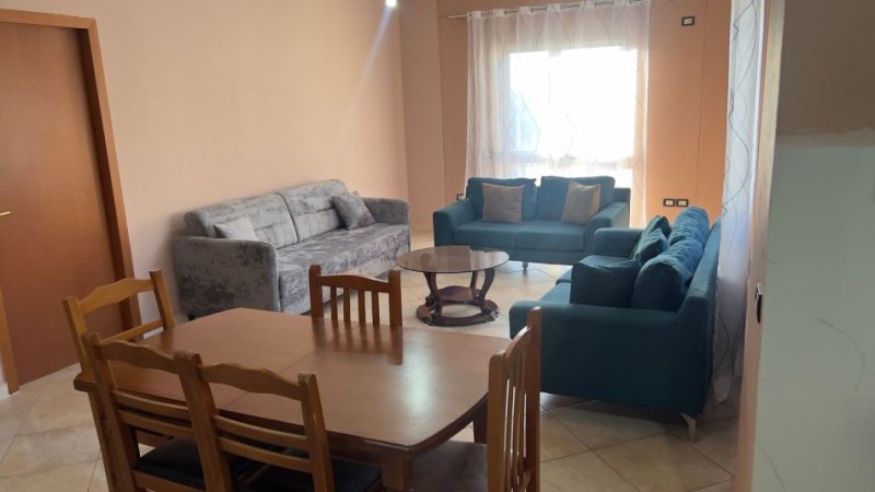 Tirane, jepet me qera shtepi 2+1+Ballkon Kati 2, 85 m² 450 € (Ali Dem , Muzeu i Shkencave te Natyres)