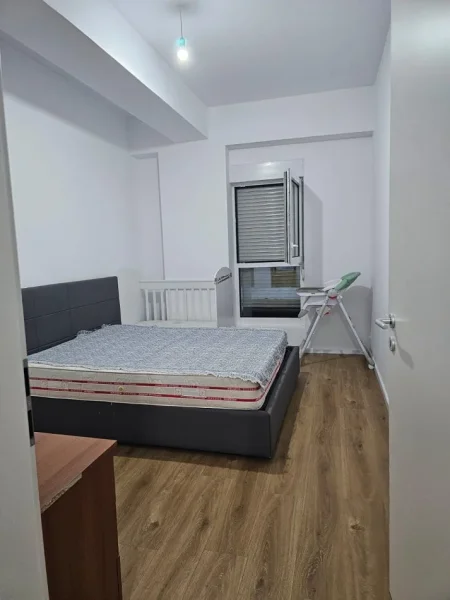 Tirane, jepet me qera apartament 1+1+Ballkon Kati 7, 45.000 Leke/Muaj 62 m² (Ali Dem, Rezidenca Kaimi)