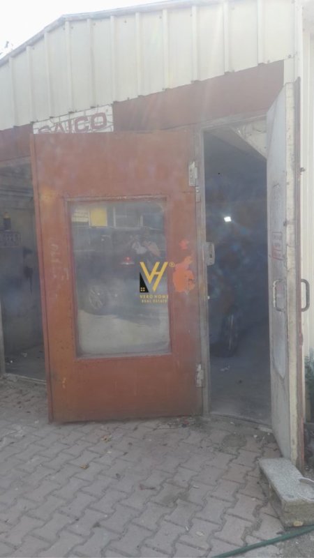 Lezhe, shitet ambjent biznesi Kati 0, 1.520 m² 200.000 € (LEZHE)