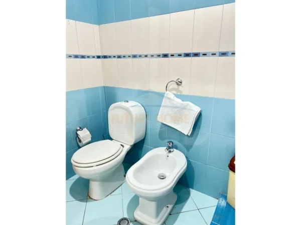 Tirane, jepet me qera apartament 2+1 Kati 2, 95 m² 750 € (Zogu i Zi)