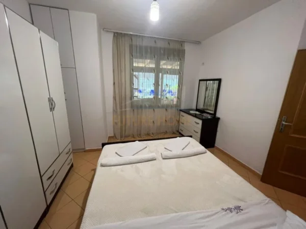 Tirane, jepet me qera apartament 2+1 Kati 2, 95 m² 750 € (Zogu i Zi)