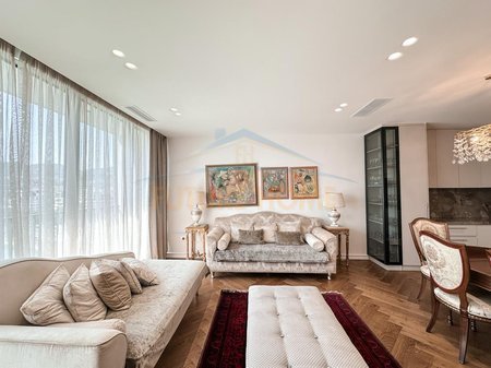 Tirane, jepet me qera apartament 2+1+Ballkon Kati 10, 133 m² 2.200 € (Lake View)