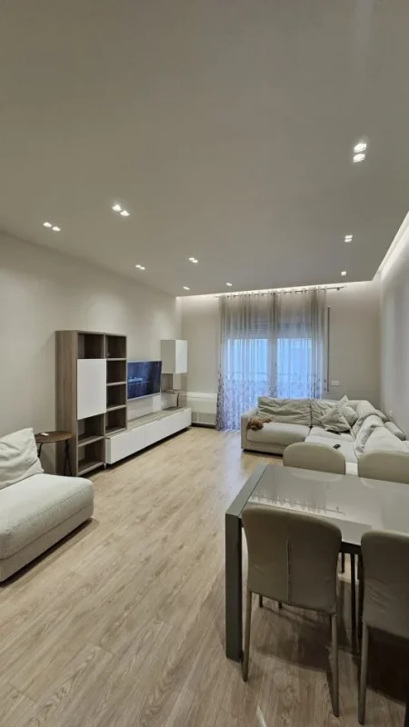 Tirane, jepet me qera apartament 2+1+Aneks+Ballkon Kati 6, 135 m² 1.000 € (Liqeni i Thate)