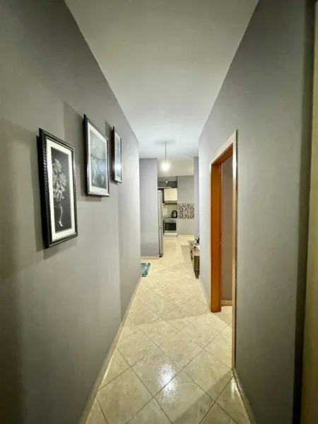 Tirane, jepet me qera apartament 1+1 Kati 3, 60 m² 450 € (Astir, prane Viles L)