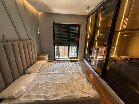 Tirane, shitet apartament 1+1+Ballkon Kati 5, 77 m² 140.000 € (Green City)