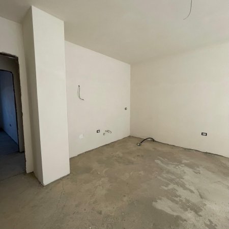 Tirane, shitet apartament 2+1 Kati 4, 113 m² 194.648 € 