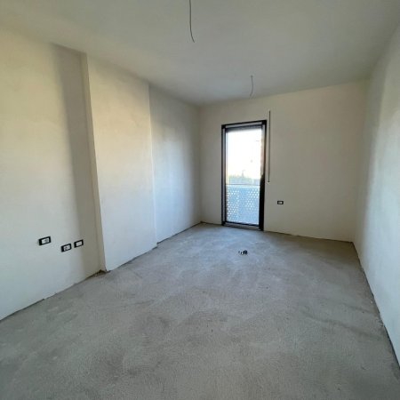 Tirane, shitet apartament 2+1 Kati 4, 113 m² 194.648 € 