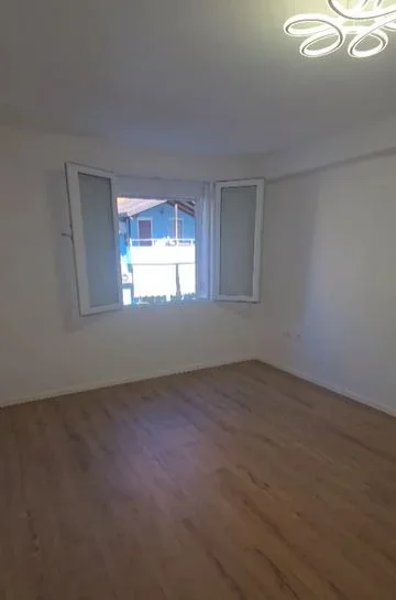 Tirane, shitet apartament 1+1 Kati 3, 44 m² 135.000 € (Myslym Shyri)