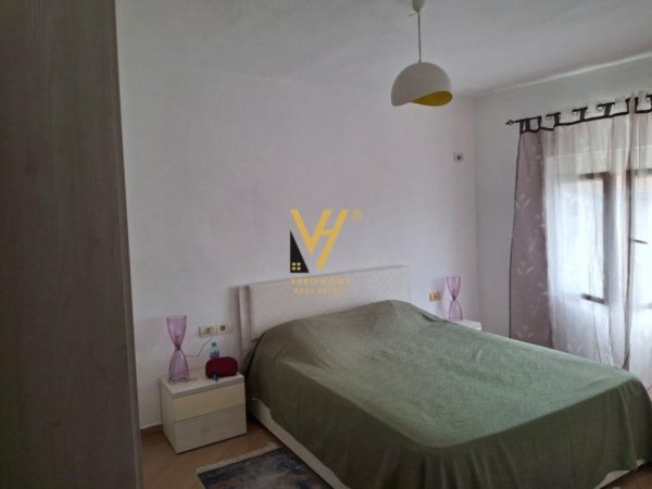 Tirane, jepet me qera apartament 1+1+Ballkon Kati 4, 70 m² 500 € (21 DHJETORI)