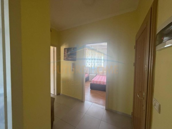 Tirane, jepet me qera apartament 2+1 Kati 5, 92 m² 400 € (Auto Kalaja, Fresk)