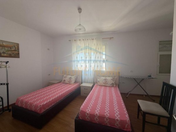 Tirane, jepet me qera apartament 2+1 Kati 5, 92 m² 400 € (Auto Kalaja, Fresk)