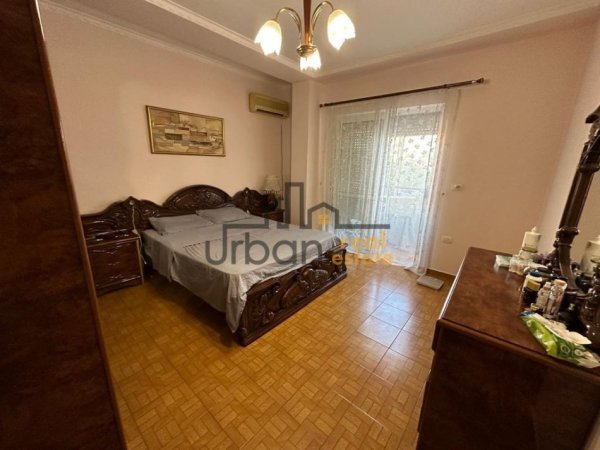 Tirane, jepet me qera apartament 2+1+Ballkon Kati 3, 125 m² 750 € (Shkolla e Baletit)