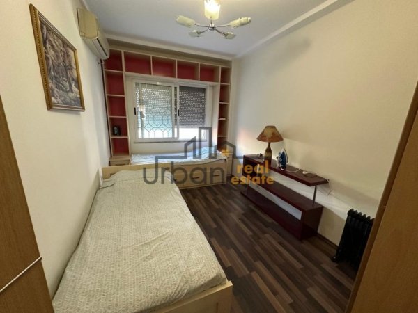 Tirane, jepet me qera apartament 2+1+Ballkon Kati 3, 125 m² 750 € (Shkolla e Baletit)