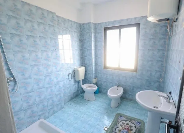 Durres, shitet apartament 1+1+Ballkon Kati 5, 74 m² 58.000 €