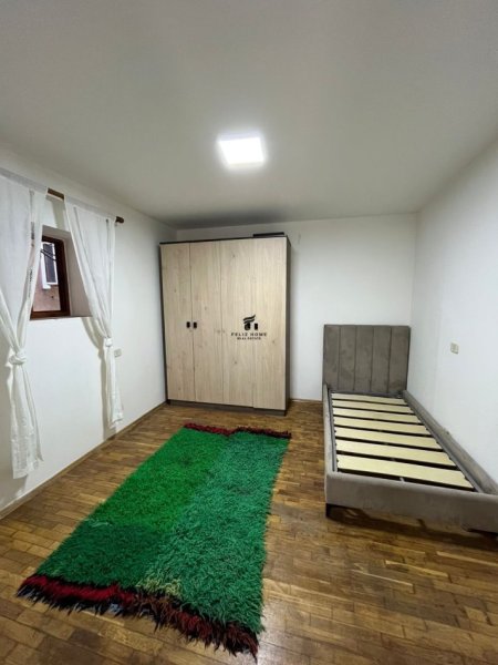 Tirane, jepet me qera garsonier Kati 1, 40 m² 400 € (RRUGA E ELBASANIT)