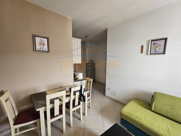 Tirane, shitet apartament 2+1+Ballkon Kati 8, 81 m² 125.000 € (Unaza e Re, Tirane)