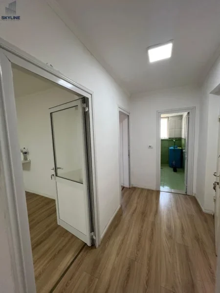Tirane, jepet me qera apartament Kati 2, 65 m² 700 €