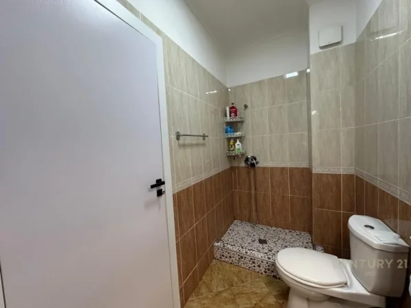 Tirane, shitet apartament 1+1+Aneks+Ballkon Kati 8, 58 m² 105.000 € (Afër Rrugës Kryesore, zona Astir, pranë Bar-Oslo, Tiranë)