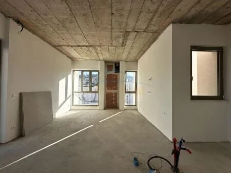 Tirane, shitet apartament 2+1+2+Ballkon Kati 2, 126 m² 377.000 € (Liqeni i Thate, Rezidenca Green Valley)