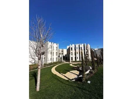 Tirane, shitet apartament 2+1+2+Ballkon Kati 2, 126 m² 377.000 € (Liqeni i Thate, Rezidenca Green Valley)