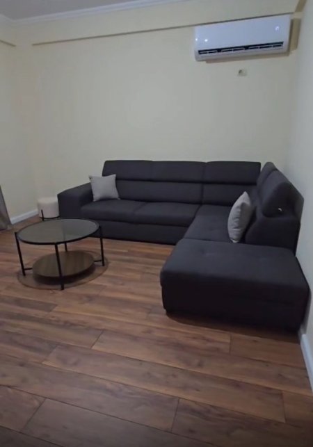 Tirane, jepet me qera apartament 2+1 Kati 4, 130 m² 600 € (KODRA E PRIFTIT)