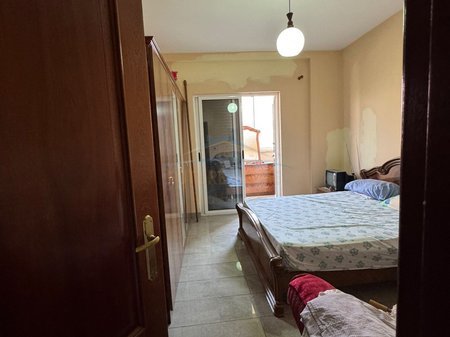 Tirane, jepet me qera apartament 2+1 Kati 2, 107 m² 750 € (Shkolla e Kuqe)