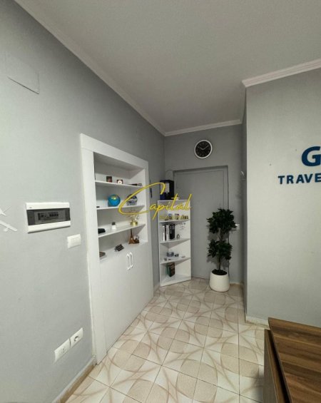 Tirane, jepet me qera ambjent biznesi Kati 0, 20 m² 270 € (MYSLYM SHYRI)