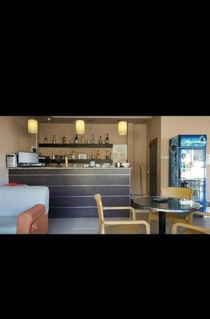 Tirane, jepet me qera ambjent biznesi Kati 1, 120 m² 500 € (KODRA E PRIFTIT)