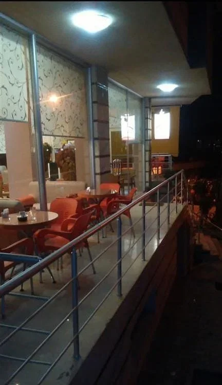 Tirane, jepet me qera ambjent biznesi Kati 1, 120 m² 500 € (KODRA E PRIFTIT)