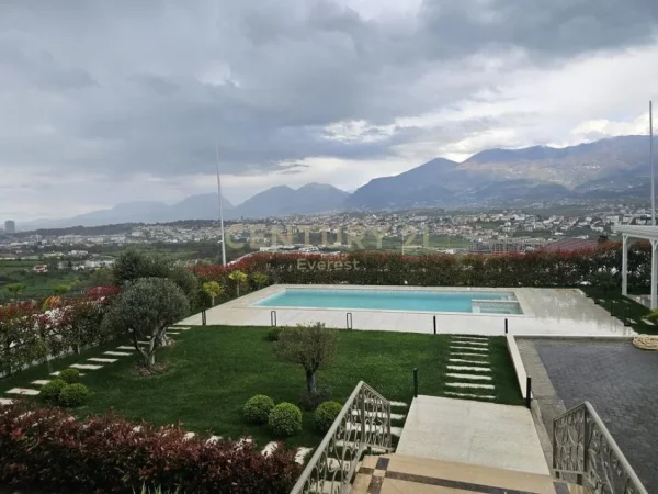 Shqiperi, jepet me qera Vile 2 Katshe Kati 2, 1.100 m² 10.000 € (Mjull-Bathore)
