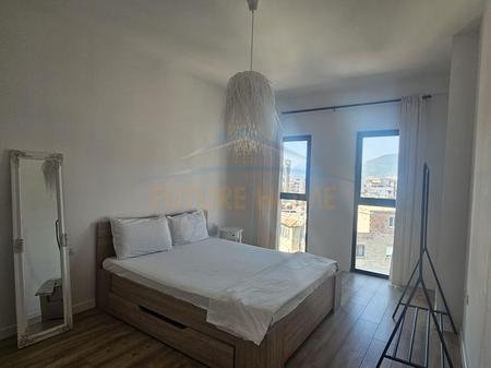Tirane, jepet me qera apartament 1+1 Kati 5, 65 m² 550 € (Tregu elektrik)