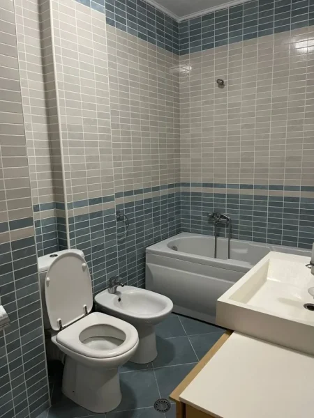 Durres, shitet apartament 2+1+Ballkon Kati 2, 106 m² 200.000 € 