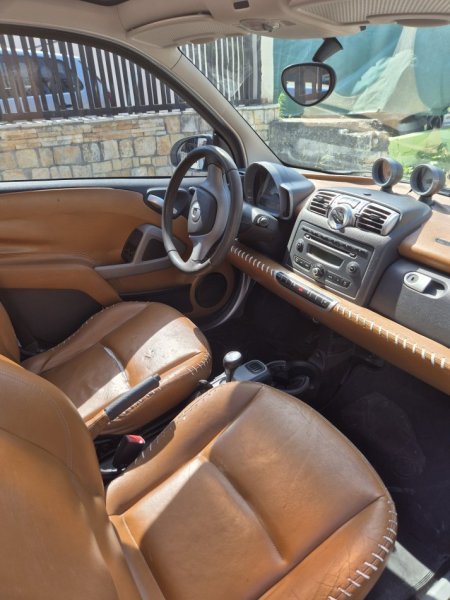 Berat, shes makine Smart Benzin, e bardhë automatik Kondicioner 102.000 km 4.000 €