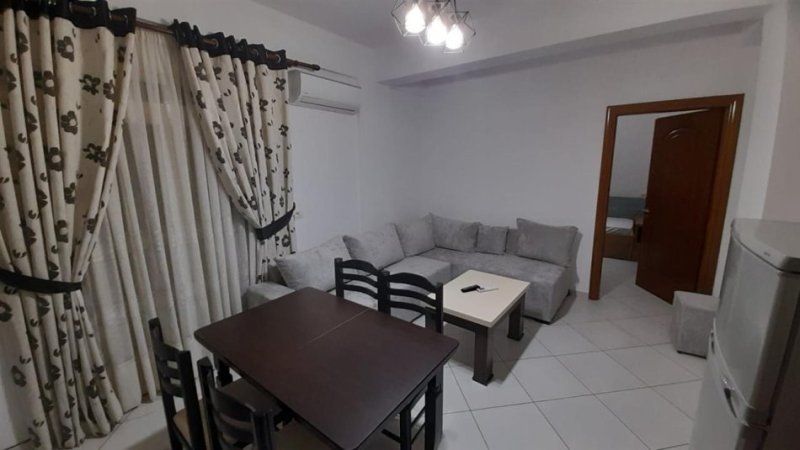 Tirane, jepet me qera apartament 2+1 Kati 2, 87 m² 400 € (FRESK)
