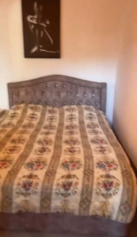 Tirane, jepet me qera apartament 1+1+Ballkon Kati 8, 70 m² 500 € (Rruga Fortuzi)