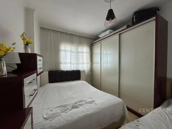 Tirane, shes apartament 1+1 Kati 9, 58 m² 105.000 € (Oslo)
