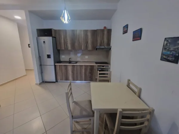 Tirane, shitet apartament 1+1+Ballkon Kati 8, 71 m² 110.000 € (Spitali Amerikan 3)