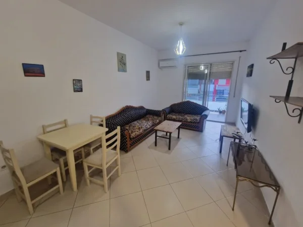 Tirane, shitet apartament 1+1+Ballkon Kati 8, 71 m² 110.000 € (Spitali Amerikan 3)