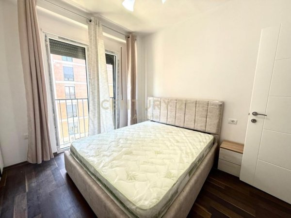 Tirane, jepet me qera apartament 2+1 Kati 3, 87 m² 550 € (Astir)