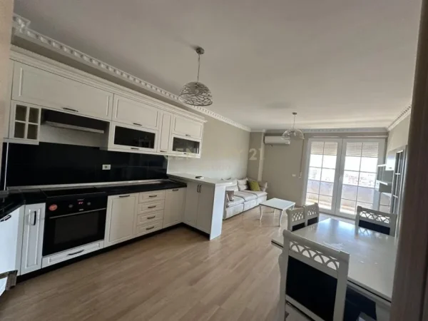 Tirane, jepet me qera apartament 2+1 Kati 9, 100 m² 600 € (Rruga Teodor Keko)