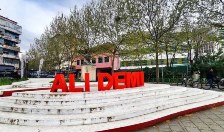 Shitet: 🔵 Apart. 2+1 (or.Perëndim) (📍 Ali dem - Afër Mangalem 21) --86,900€ ---- Pagese me2 Këste ( Mundesi Financimi ) -- Paguaj Tani Vetem 25,700€✅ ( MBARON NE DHJETOR 2025)