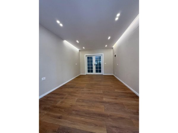 Tirane, shitet apartament 1+1 Kati 1, 43 m² 120.000 € (Rruga e Elbasanit)