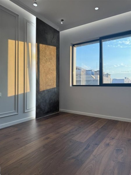 Jepet me qira zyre tek Vasil Shanto, Kompleksi Pepa Group, 12 m2, 40.000 lekë