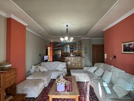 Tirane, shitet apartament 2+1 Kati 5, 118 m² 15.000.000 € 