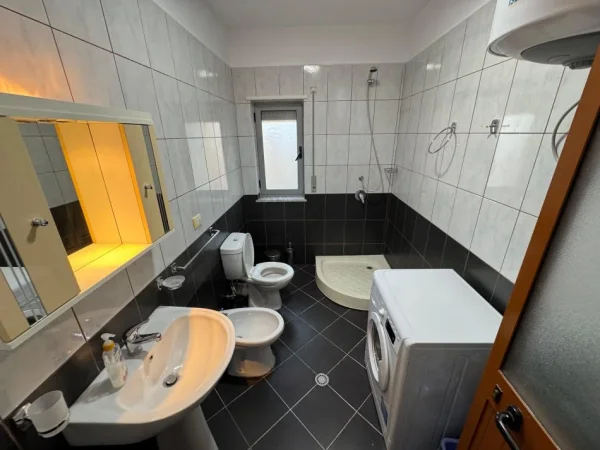 Tirane, shitet apartament 2+1 Kati 4, 101 m² 147.000 € (kombinat)