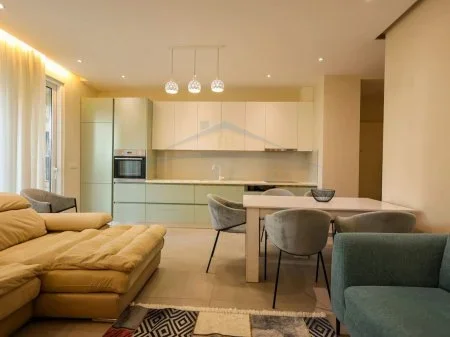 Durres, shitet apartament 2+1 Kati 0, 98 m² 35.000.000 € 