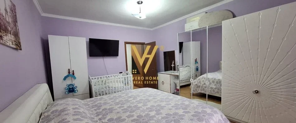 Tirane, shitet apartament 2+1+Ballkon Kati 3, 111 m² 225.000 € (KOMUNA E PARISIT)